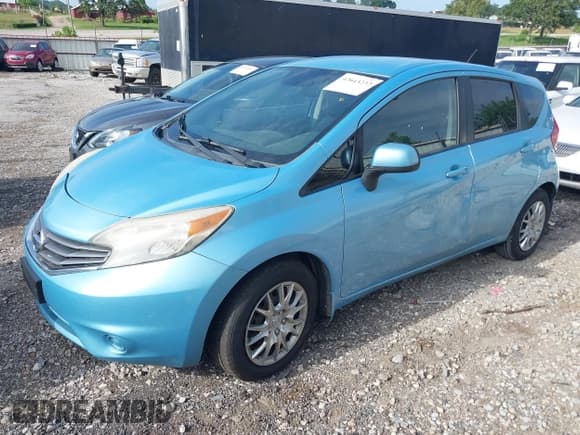 ✅ 2014 Nissan Note S • VIN: 3N1CE2CP2EL364842 • Lot: 42643232. Wystawiony na IAAI z przebiegiem 194 636 mil. Bezpłatny archiwum sprzedaży aukcyjnych z USA i szczegółowy raport historii pojazdu na DreamBid. Zdjęcie 2.