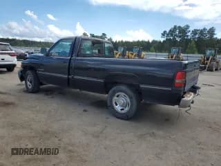 ✅ 1994 Dodge 2500 • VIN: 1B7KC26Z5RS600810 • Lot: 81315705. Wystawiony na Copart z przebiegiem 131 121 mil. Bezpłatny archiwum sprzedaży aukcyjnych z USA i szczegółowy raport historii pojazdu na DreamBid. Zdjęcie 2.