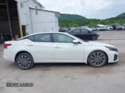 ✅ 2023 Nissan Altima SL • VIN: 1N4BL4EW4PN373842 • Лот: 42349884. Опубликован ранее на IAAI с пробегом 34 552 миль. Бесплатный доступ к архиву аукционных продаж из США и подробный отчёт об истории автомобиля на DreamBid. Изображение 13.