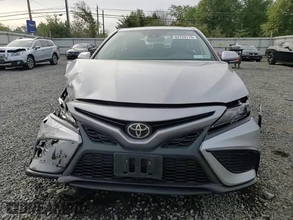 2022 Toyota Camry SE с VIN 4T1T11BK6NU060794, выставлен на аукционе Copart как лот 84729115 с пробегом 39 327 миль миль и Списание • Salvage title. История ставок и продаж доступна на DreamBid. Изображение 14.