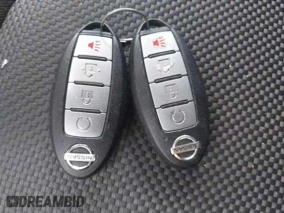 ✅ 2019 Nissan Pathfinder S • VIN: 5N1DR2MM4KC638264 • Lot: 42048739. Listed on IAAI with 106,373 mi. Free auction sales archive from the USA and detailed vehicle history report at DreamBid. Image 11.