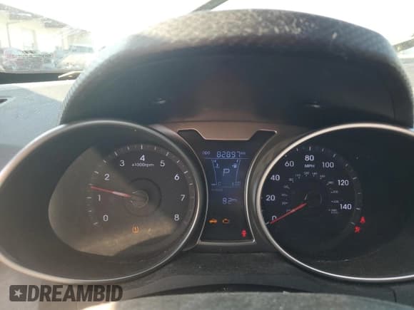 ✅ 2012 Hyundai Veloster w/Red Int • VIN: KMHTC6AD5CU078758 • Lot: 70597854. Wystawiony na Copart z przebiegiem 82 897 mil. Bezpłatny archiwum sprzedaży aukcyjnych z USA i szczegółowy raport historii pojazdu na DreamBid. Zdjęcie 9.