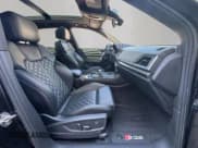 ✅ 2020 Audi SQ5 Prestige • VIN: WA1C4AFY1L2037176 • Лот: 58631015. Опубликован ранее на Copart с пробегом 161 278 миль. Бесплатный доступ к архиву аукционных продаж из США и подробный отчёт об истории автомобиля на DreamBid. Изображение 5.