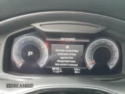 ✅ 2019 Audi Q8 Premium Plus • VIN: WA1BVAF13KD012021 • Lot: 86222635. Wystawiony na Copart z przebiegiem 88 873 mil. Bezpłatny archiwum sprzedaży aukcyjnych z USA i szczegółowy raport historii pojazdu na DreamBid. Zdjęcie 9.