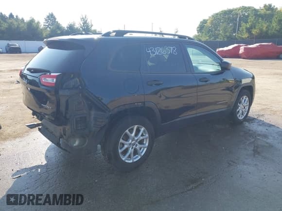 ✅ 2016 Jeep Cherokee Sport • VIN: 1C4PJMAB8GW214003 • Лот: 43186378. Опубликован ранее на IAAI с пробегом 151 421 миль. Бесплатный доступ к архиву аукционных продаж из США и подробный отчёт об истории автомобиля на DreamBid. Изображение 4.