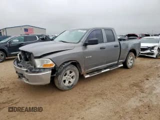 ✅ 2010 Dodge 1500 SLT • VIN: 1D7RB1GP7AS164836 • Lot: 67061605. Wystawiony na Copart z przebiegiem 244 153 mil. Bezpłatny archiwum sprzedaży aukcyjnych z USA i szczegółowy raport historii pojazdu na DreamBid. Zdjęcie 1.
