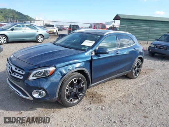 ✅ 2020 Mercedes-Benz GLA 250 • VIN: WDCTG4GB4LJ668061 • Лот: 43108502. Опубликован ранее на IAAI с пробегом 60 637 миль. Бесплатный доступ к архиву аукционных продаж из США и подробный отчёт об истории автомобиля на DreamBid. Изображение 17.