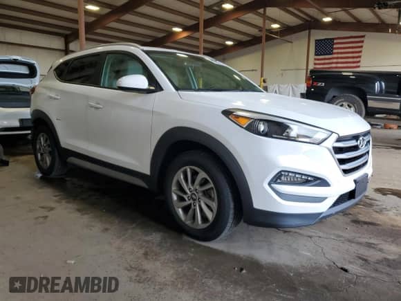 2017 Hyundai Tucson SE с VIN KM8J3CA44HU553989, выставлен на аукционе Copart как лот 84636975 с пробегом 84 663 миль миль и Списание • Salvage title. История ставок и продаж доступна на DreamBid. Изображение 4.