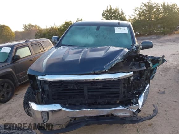 ✅ 2018 Chevrolet Silverado 1500 LT • VIN: 3GCUKREC2JG483524 • Лот: 43371840. Опубликован ранее на IAAI с пробегом 93 125 миль. Бесплатный доступ к архиву аукционных продаж из США и подробный отчёт об истории автомобиля на DreamBid. Изображение 13.