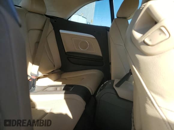 ✅ 2013 Audi A5 Premium Plus • VIN: WAULFAFH2DN017225 • Lot: 90219625. Wystawiony na Copart z przebiegiem 72 051 mil. Bezpłatny archiwum sprzedaży aukcyjnych z USA i szczegółowy raport historii pojazdu na DreamBid. Zdjęcie 10.