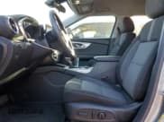 ✅ 2024 Chevrolet Blazer LT • VIN: 3GNKBCR41RS270913 • Lot: 85747155. Listed on Copart with 25,220 mi. Free auction sales archive from the USA and detailed vehicle history report at DreamBid. Image 7.