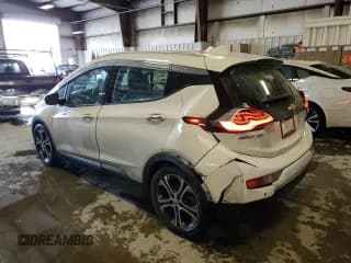 ✅ 2018 Chevrolet Bolt EV Premier • VIN: 1G1FX6S08J4111758 • Lot: 44366235. Wystawiony na Copart z przebiegiem 24 316 mil. Bezpłatny archiwum sprzedaży aukcyjnych z USA i szczegółowy raport historii pojazdu na DreamBid. Zdjęcie 2.