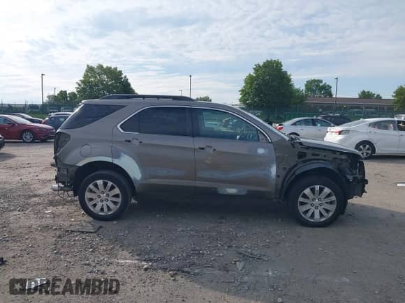 2011 Chevrolet Equinox 1LT с VIN 2CNFLDE58B6427168, выставлен на аукционе IAAI как лот 42777823 с пробегом 101 405 миль миль и . История ставок и продаж доступна на DreamBid. Изображение 14.