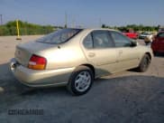 ✅ 1998 Nissan Altima XE • VIN: 1N4DL01D9WC264583 • Lot: 62111635. Listed on Copart with 100,427 mi. Free auction sales archive from the USA and detailed vehicle history report at DreamBid. Image 3.