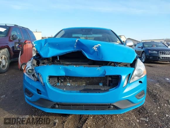 ✅ 2013 Volvo S60 T6 R-Design Platinum • VIN: YV1902FH4D1207310 • Lot: 41946681. Listed on IAAI with 156,656 mi. Free auction sales archive from the USA and detailed vehicle history report at DreamBid. Image 12.