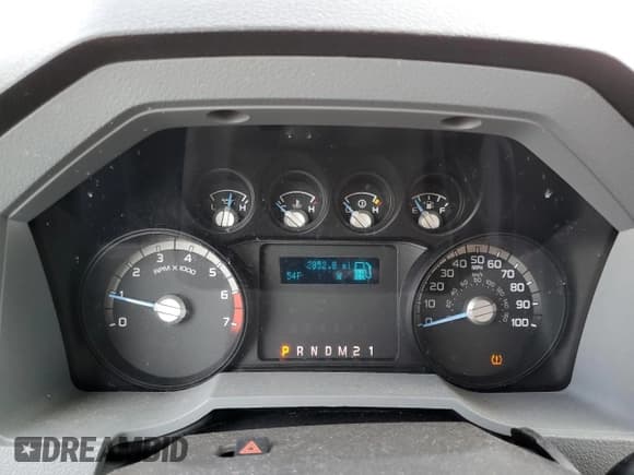 ✅ 2015 Ford F-350 XL • VIN: 1FTBF3B66FEB96564 • Lot: 46342275. Wystawiony na Copart z przebiegiem 2 852 mil. Bezpłatny archiwum sprzedaży aukcyjnych z USA i szczegółowy raport historii pojazdu na DreamBid. Zdjęcie 9.