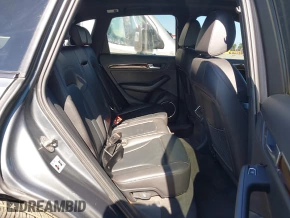 ✅ 2017 Audi Q5 Premium Plus • VIN: WA1D7AFP6HA076426 • Lot: 42327998. Listed on IAAI with 101,444 mi. Free auction sales archive from the USA and detailed vehicle history report at DreamBid. Image 8.