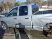 2003 Dodge 1500 ST z VIN 1D7HA18Z03J556595, wystawiony jako IAAI lot #41339381 z przebiegiem 208 834 mil mil oraz . Historia ofert i sprzedaży dostępna na DreamBid. Obrazek 14.