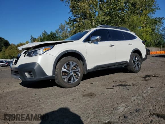 ✅ 2020 Subaru Outback Touring • VIN: 4S4BTAPC8L3133061 • Lot: 84056615. Listed on Copart with 74,855 mi. Free auction sales archive from the USA and detailed vehicle history report at DreamBid. Image 1.
