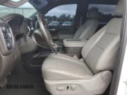 ✅ 2020 Chevrolet Silverado 1500 LTZ • VIN: 3GCUYGED2LG373541 • Lot: 55281104. Wystawiony na Copart z przebiegiem 111 003 mil. Bezpłatny archiwum sprzedaży aukcyjnych z USA i szczegółowy raport historii pojazdu na DreamBid. Zdjęcie 7.