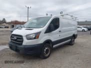 ✅ 2020 Ford Transit Cargo • VIN: 1FTBR1Y8XLKA35538 • Lot: 43521181. Wystawiony na IAAI z przebiegiem 62 443 mil. Bezpłatny archiwum sprzedaży aukcyjnych z USA i szczegółowy raport historii pojazdu na DreamBid. Zdjęcie 2.
