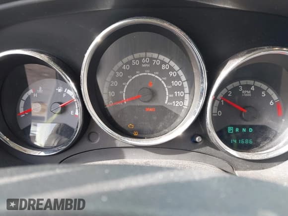 ✅ 2010 Dodge Caliber SXT • VIN: 1B3CB4HA6AD652113 • Lot: 43630335. Listed on IAAI with 141,686 mi. Free auction sales archive from the USA and detailed vehicle history report at DreamBid. Image 7.