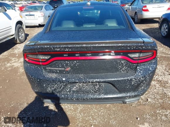 ✅ 2018 Dodge Charger GT • VIN: 2C3CDXJG4JH195415 • Lot: 43589465. Wystawiony na IAAI z przebiegiem 129 314 mil. Bezpłatny archiwum sprzedaży aukcyjnych z USA i szczegółowy raport historii pojazdu na DreamBid. Zdjęcie 15.