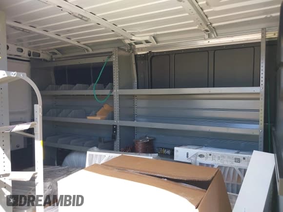 ✅ 2023 Ram ProMaster Cargo • VIN: 3C6LRVAG4PE595536 • Lot: 42872185. Wystawiony na IAAI z przebiegiem 37 653 mil. Bezpłatny archiwum sprzedaży aukcyjnych z USA i szczegółowy raport historii pojazdu na DreamBid. Zdjęcie 8.