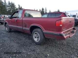 ✅ 1996 Chevrolet S-10 LS • VIN: 1GCCS1948TK167699 • Лот: 85314574. Опубликован ранее на Copart с пробегом 157 896 миль. Бесплатный доступ к архиву аукционных продаж из США и подробный отчёт об истории автомобиля на DreamBid. Изображение 2.