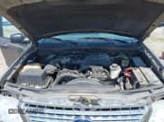 ✅ 2005 Ford Explorer XLT • VIN: 1FMZU73E85ZA17672 • Lot: 42280036. Wystawiony na IAAI z przebiegiem 211 536 mil. Bezpłatny archiwum sprzedaży aukcyjnych z USA i szczegółowy raport historii pojazdu na DreamBid. Zdjęcie 10.