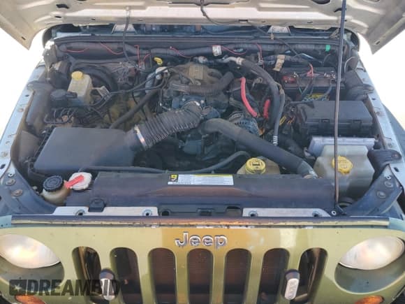 ✅ 2008 Jeep Wrangler X • VIN: 1J4FZ24168L554730 • Лот: 82403095. Опубликован ранее на Copart с пробегом 272 674 миль. Бесплатный доступ к архиву аукционных продаж из США и подробный отчёт об истории автомобиля на DreamBid. Изображение 12.