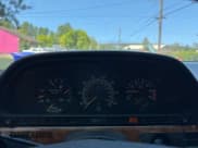 ✅ 1991 Mercedes-Benz 560 • VIN: WDBCA45E1MA605780 • Лот: 59815045. Опубликован ранее на Copart с пробегом 123 725 миль. Бесплатный доступ к архиву аукционных продаж из США и подробный отчёт об истории автомобиля на DreamBid. Изображение 8.