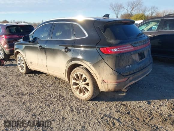 ✅ 2017 Lincoln MKC Select • VIN: 5LMCJ2C91HUL61346 • Lot: 43630088. Listed on IAAI with 49,800 mi. Free auction sales archive from the USA and detailed vehicle history report at DreamBid. Image 3.