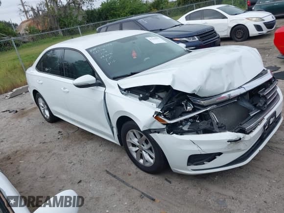 ✅ 2020 Volkswagen Passat S • VIN: 1VWAA7A35LC004838 • Lot: 41184897. Listed on IAAI with 68,628 mi. Free auction sales archive from the USA and detailed vehicle history report at DreamBid. Image 1.