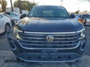 ✅ 2024 Volkswagen Atlas SE • VIN: 1V2WR2CA2RC586405 • Лот: 94798605. Опубликован ранее на Copart с пробегом 38 234 миль. Бесплатный доступ к архиву аукционных продаж из США и подробный отчёт об истории автомобиля на DreamBid. Изображение 5.