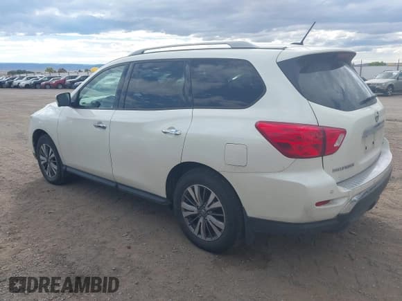 ✅ 2018 Nissan Pathfinder SL • VIN: 5N1DR2MM6JC614028 • Лот: 43418941. Опубликован ранее на IAAI с пробегом 110 881 миль. Бесплатный доступ к архиву аукционных продаж из США и подробный отчёт об истории автомобиля на DreamBid. Изображение 3.