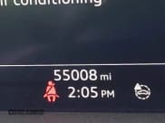 ✅ 2020 Audi Q3 S line Premium Plus • VIN: WA1EECF33L1052774 • Lot: 42199200. Wystawiony na IAAI z przebiegiem 55 008 mil. Bezpłatny archiwum sprzedaży aukcyjnych z USA i szczegółowy raport historii pojazdu na DreamBid. Zdjęcie 15.