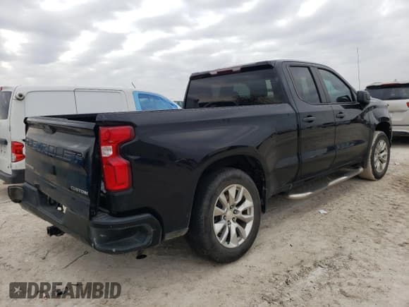 ✅ 2020 Chevrolet Silverado 1500 Custom • VIN: 1GCRWBEK7LZ371409 • Lot: 45115505. Wystawiony na Copart z przebiegiem 62 153 mil. Bezpłatny archiwum sprzedaży aukcyjnych z USA i szczegółowy raport historii pojazdu na DreamBid. Zdjęcie 3.