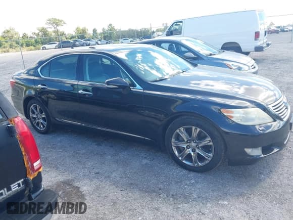 ✅ 2011 Lexus LS 460 • VIN: JTHCL5EF8B5010584 • Lot: 43381738. Listed on IAAI with 111,728 mi. Free auction sales archive from the USA and detailed vehicle history report at DreamBid. Image 13.