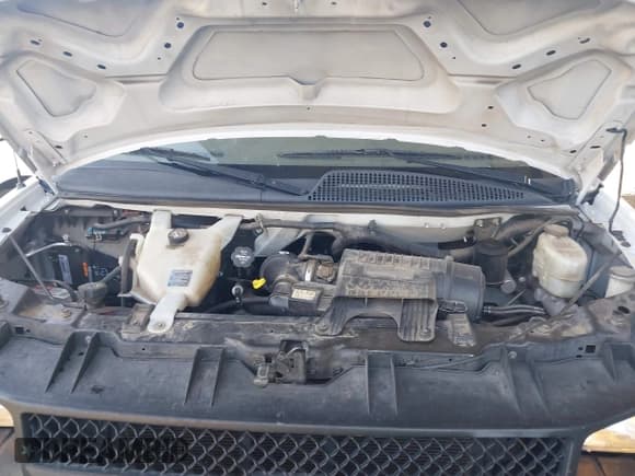 ✅ 2016 Chevrolet Express Cargo • VIN: 1GCWGAFFXG1226039 • Lot: 43720706. Listed on IAAI with 128,789 mi. Free auction sales archive from the USA and detailed vehicle history report at DreamBid. Image 10.