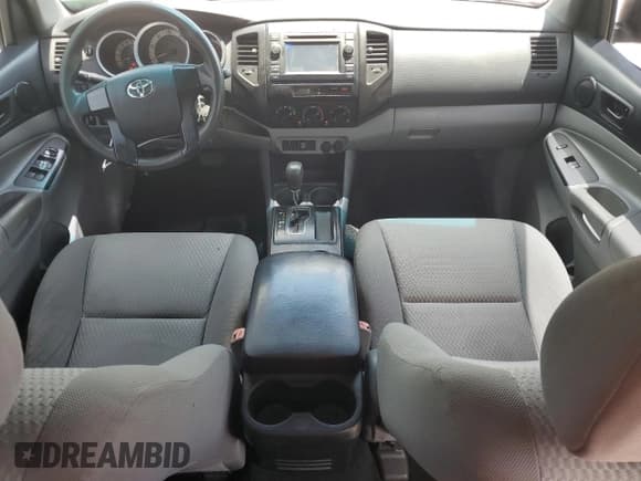 ✅ 2013 Toyota Tacoma • VIN: 5TFJX4CN5DX022460 • Лот: 64212675. Опубликован ранее на Copart с пробегом 194 060 миль. Бесплатный доступ к архиву аукционных продаж из США и подробный отчёт об истории автомобиля на DreamBid. Изображение 8.