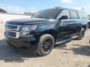 ✅ 2020 Chevrolet Suburban LT • VIN: 1GNSCHKC4LR154126 • Lot: 42983785. Wystawiony na IAAI z przebiegiem 190 770 mil. Bezpłatny archiwum sprzedaży aukcyjnych z USA i szczegółowy raport historii pojazdu na DreamBid. Zdjęcie 17.