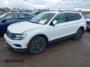 ✅ 2021 Volkswagen Tiguan SE • VIN: 3VV2B7AX7MM123550 • Лот: 43560405. Опубликован ранее на IAAI с пробегом 138 750 миль. Бесплатный доступ к архиву аукционных продаж из США и подробный отчёт об истории автомобиля на DreamBid. Изображение 2.