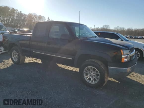 ✅ 2003 Chevrolet Silverado 1500 LS • VIN: 1GCEK19T43E379160 • Лот: 45632815. Опубликован ранее на Copart с пробегом 277 972 миль. Бесплатный доступ к архиву аукционных продаж из США и подробный отчёт об истории автомобиля на DreamBid. Изображение 4.