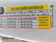 2020 Chevrolet Silverado 2500HD LT z VIN 1GC1YNEY7LF301858, wystawiony jako IAAI lot #42650174 z przebiegiem 107 523 mil mil oraz . Historia ofert i sprzedaży dostępna na DreamBid. Obrazek 9.