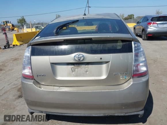 ✅ 2005 Toyota Prius • VIN: JTDKB20U253097368 • Лот: 43325380. Опубликован ранее на IAAI с пробегом Не указан. Бесплатный доступ к архиву аукционных продаж из США и подробный отчёт об истории автомобиля на DreamBid. Изображение 16.