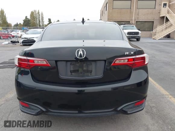 ✅ 2016 Acura ILX • VIN: 19UDE2F39GA005378 • Lot: 43524603. Listed on IAAI with 140,208 mi. Free auction sales archive from the USA and detailed vehicle history report at DreamBid. Image 16.