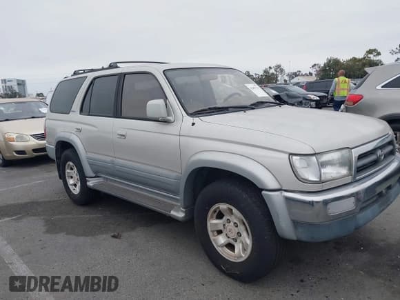 ✅ 1997 Toyota 4Runner Limited • VIN: JT3GN87R8V0044813 • Lot: 42457711. Listed on IAAI with 228,848 mi. Free auction sales archive from the USA and detailed vehicle history report at DreamBid. Image 1.
