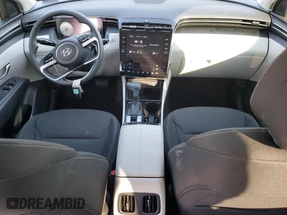 ✅ 2024 Hyundai Tucson SEL • VIN: 5NMJB3DE4RH420850 • Lot: 75567594. Listed on Copart with 3,029 mi. Free auction sales archive from the USA and detailed vehicle history report at DreamBid. Image 8.