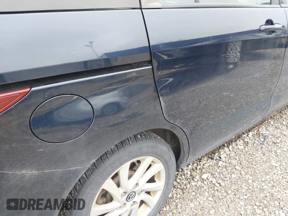 ✅ 2015 Mazda 5 Sport • VIN: JM1CW2BL2F0180279 • Lot: 43775420. Listed on IAAI with 213,622 mi. Free auction sales archive from the USA and detailed vehicle history report at DreamBid. Image 12.